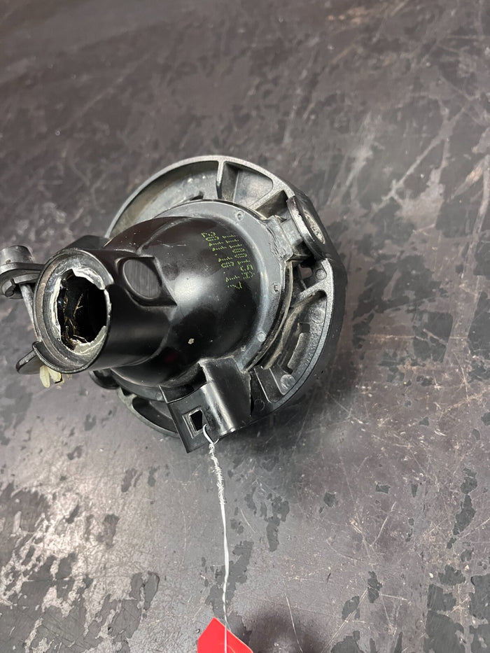 2012 Chrysler 300 Srt8 DRL Housing OEM Does not include bulb