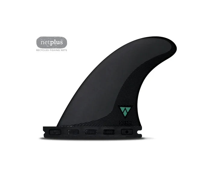 QD2 400 Alpha Quad Rear Futures Fins detail close-up