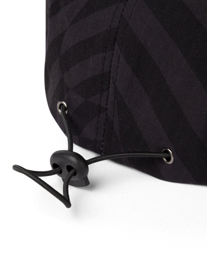 Warp Tech Cap in Black