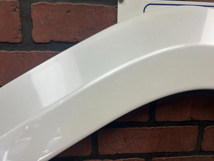 14-22 Grand Cherokee *SCUFFS* SRT White Front Driver LH Fender Flare Molding OEM