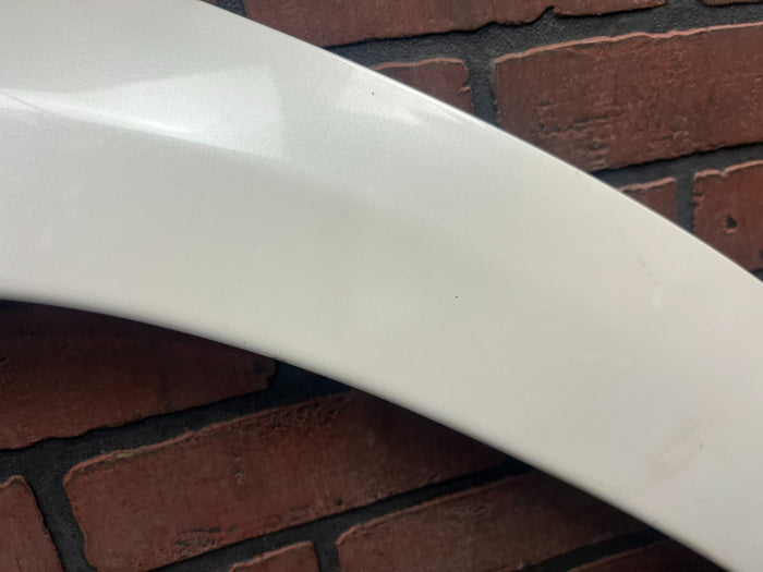 14-22 Grand Cherokee *SCUFFS* SRT White Front Driver LH Fender Flare Molding OEM