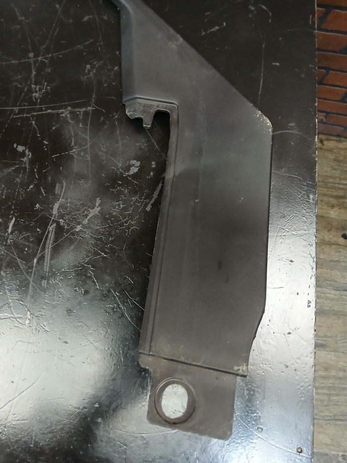 2011-2023 Dodge Charger Front Driver LH Side Door Window Molding 55315139ad