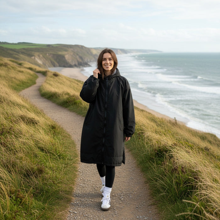 Adults Water Resistant Sherpa Drying Robe - Black/Grey
🇬🇧