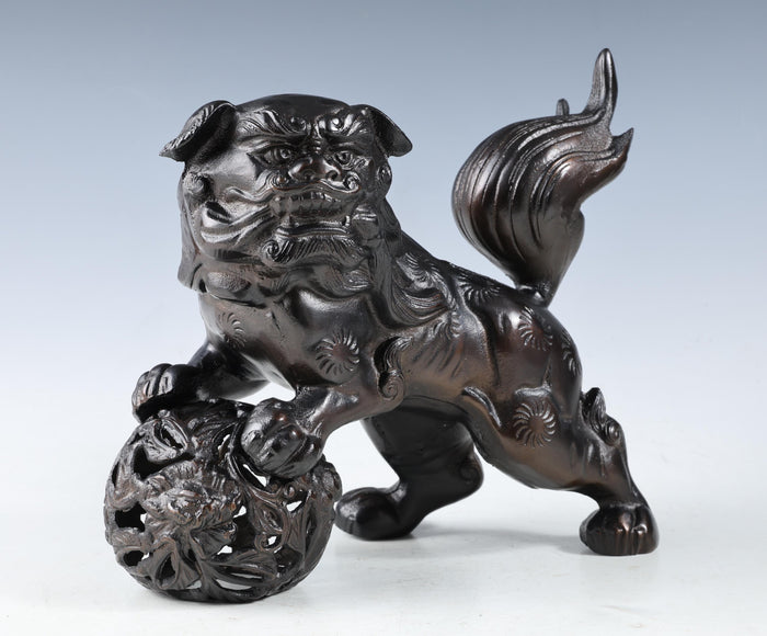 Beautiful Japanese Legendary Bronze Figure Good Atmosphere Leo Komainu