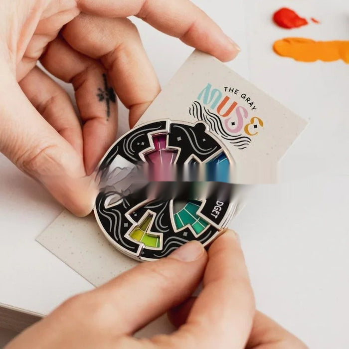 Color Anxiety Relief Rotating Badge Decoration Pin 🇨🇳