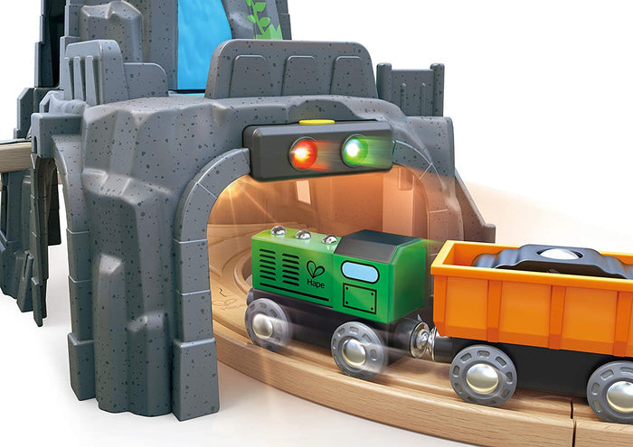 Hape Light & Sound Mountain Tunnel Set