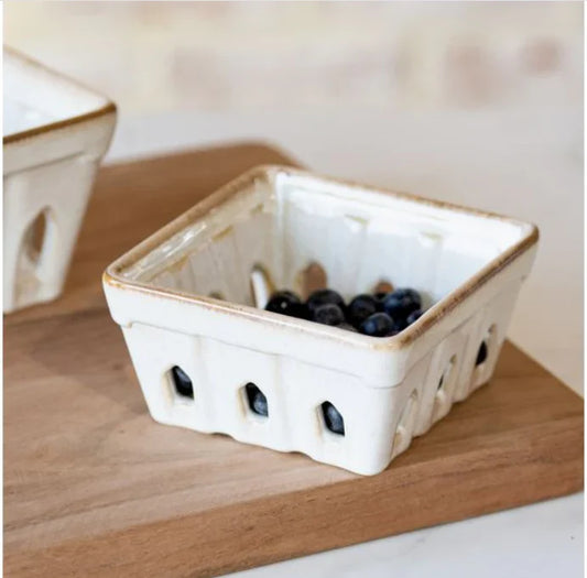 LATTE SPLATTER 4.7"W BERRY BASKET