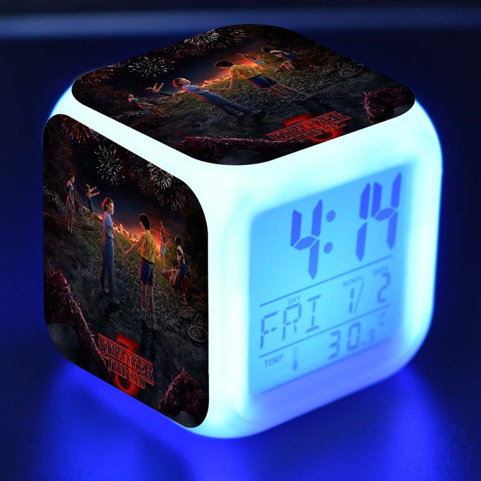 LED light color changing small alarm clock 🇨🇳
