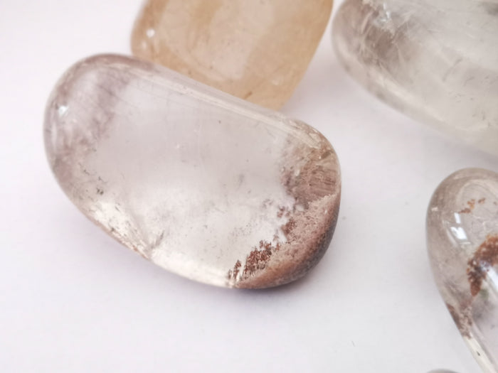 Earthstore® Lodolite - Tumblestone QUARTZ with Inclusions (AA Grade aka Phantom or Golden Quartz)