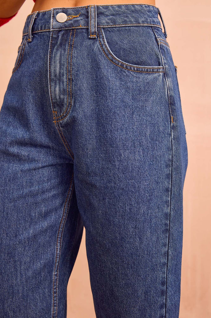 Organic Cotton Barrel Jean | Mid Wash - Aspiga