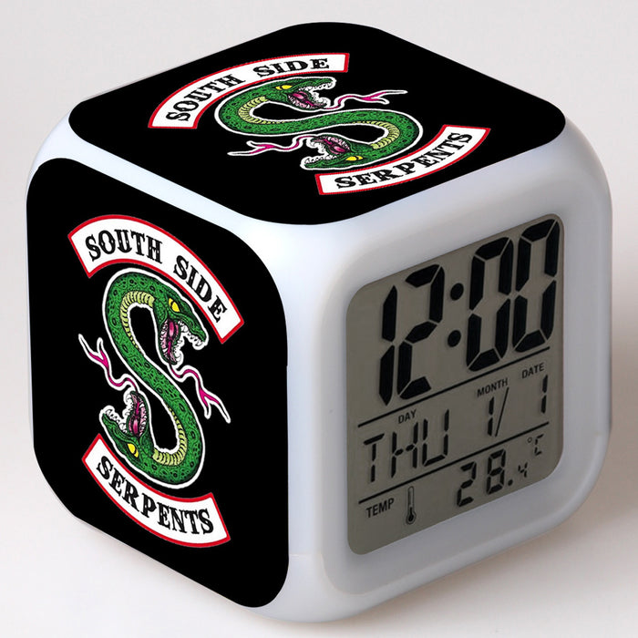 River Valley Alarm Clock 🇨🇳