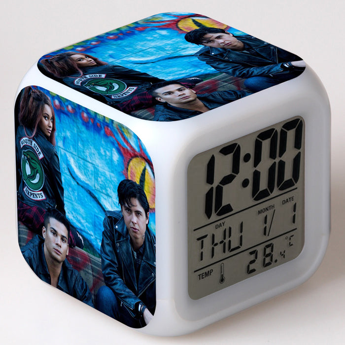 River Valley Alarm Clock 🇨🇳