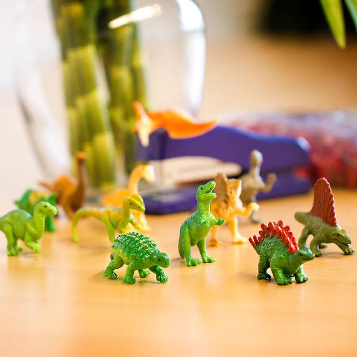 Safari Ltd. Dinos TOOB