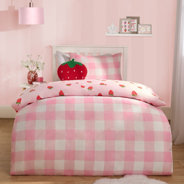 Strawberry Gingham Print Reversible Duvet Set - Pink 🇬🇧